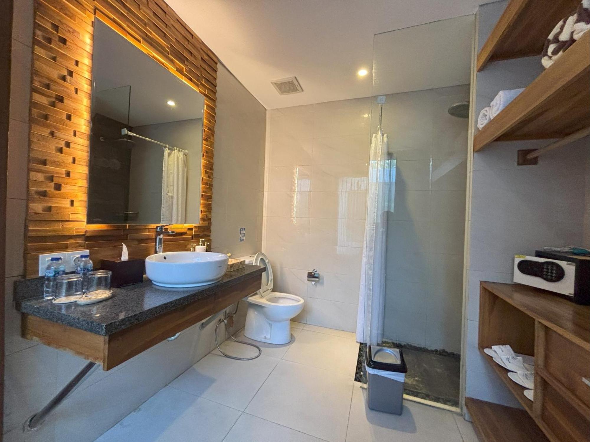 The Calna Villa Bali Kuta  Luaran gambar